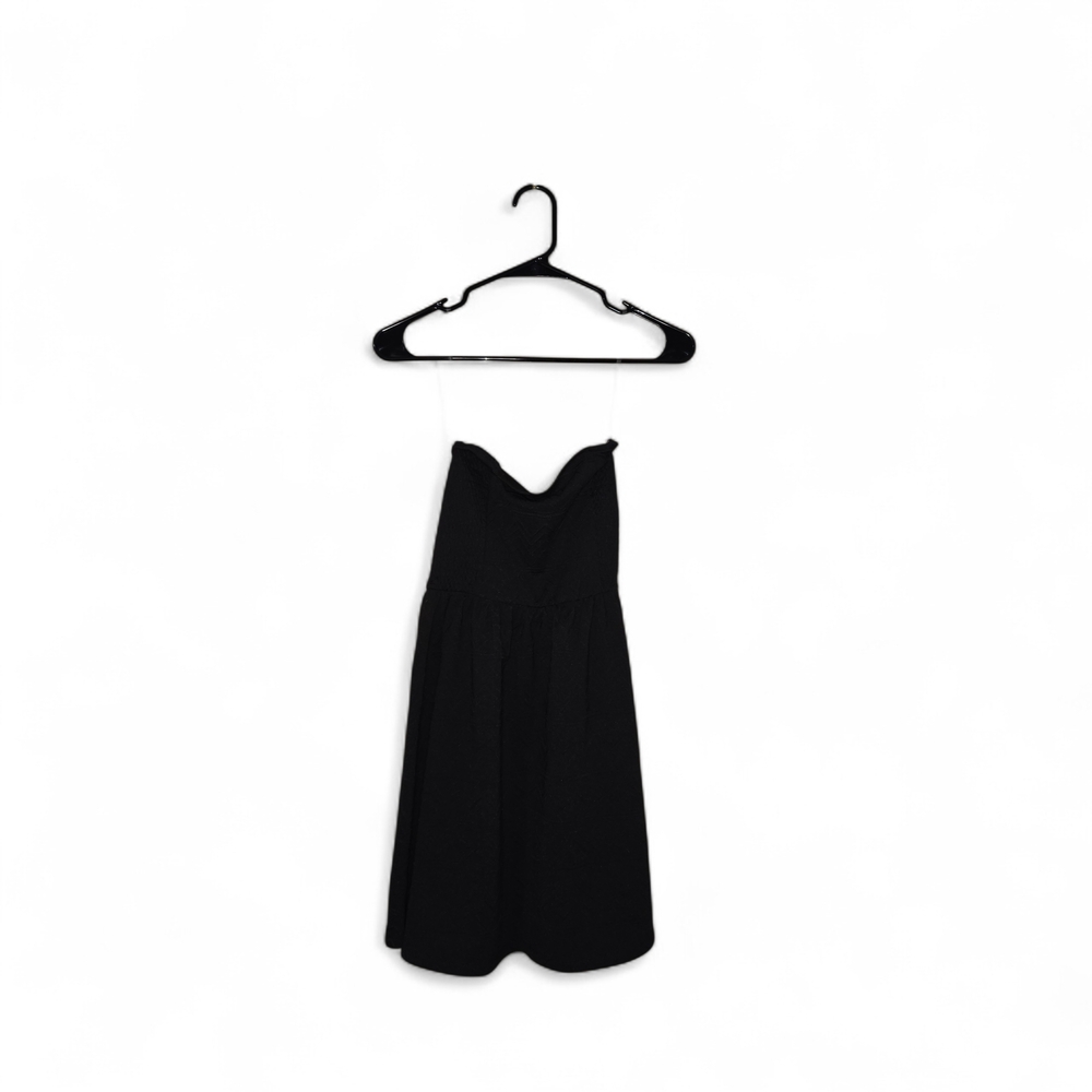 Chic Strapless Black Dress